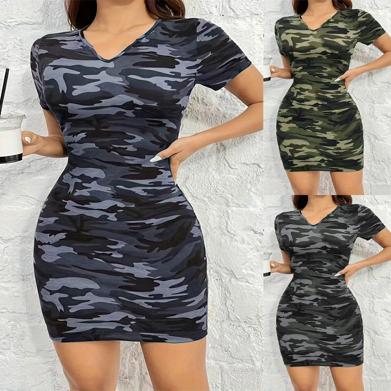 Fitted camouflage dress for women with V-neck and stretchy material Lune London