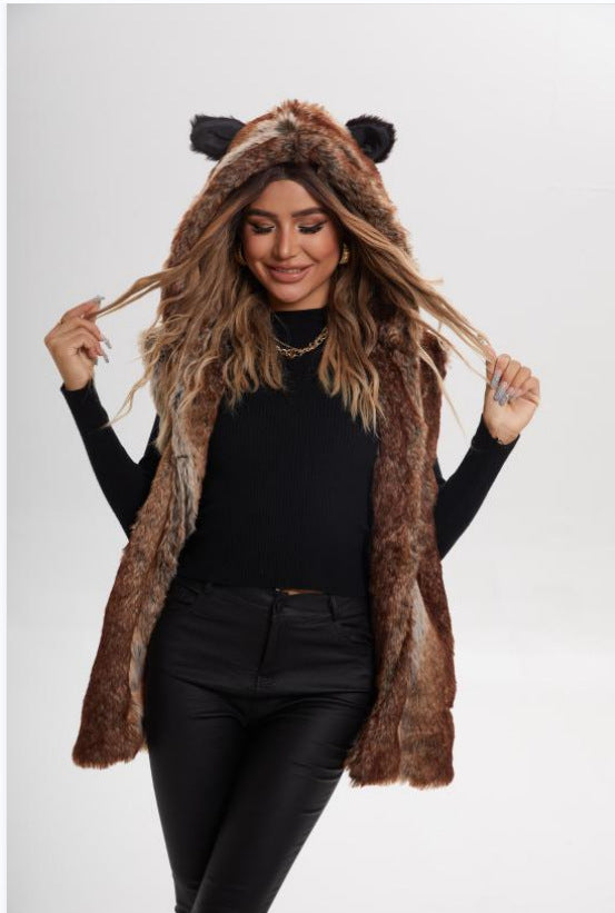 Ladies Design of fleece vest with hood Lune London