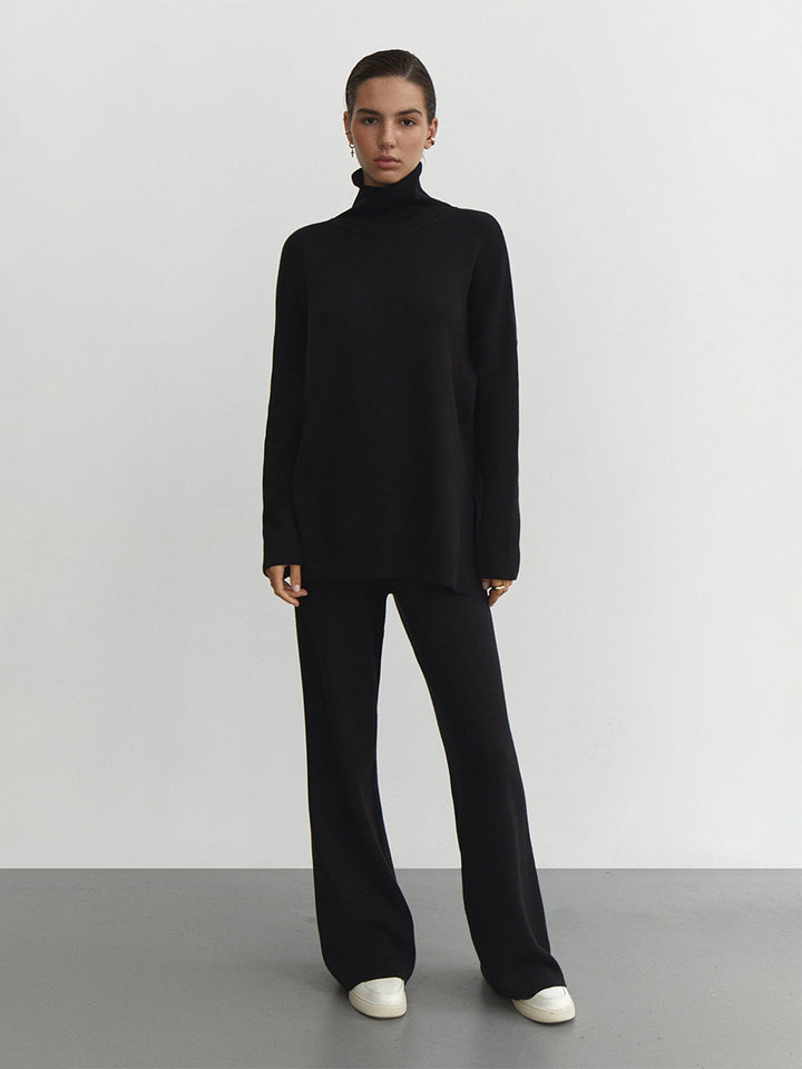 Modular knitted set for women with high collar and loose fit Lune London