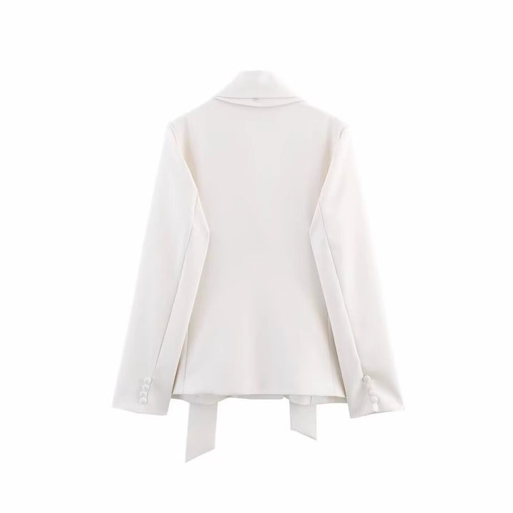 Elegant ladies' jacket with removable collar and decorative belt Lune London