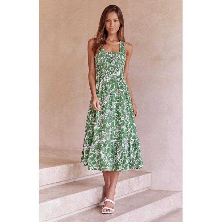 Robe maxi pour femmes avec un design floral romantique et un cordon de taille élastique Chic & Stil