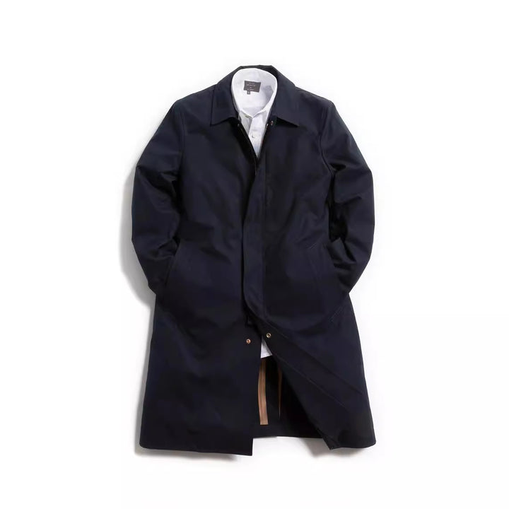 Elegant transition coat for men with practical pockets and modern collar Lune London