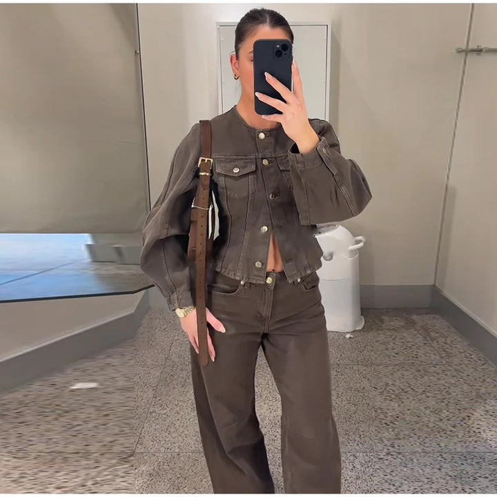 Veste en denim élégante pour femme avec manches bouffantes et détails en boutons Chic & Stil