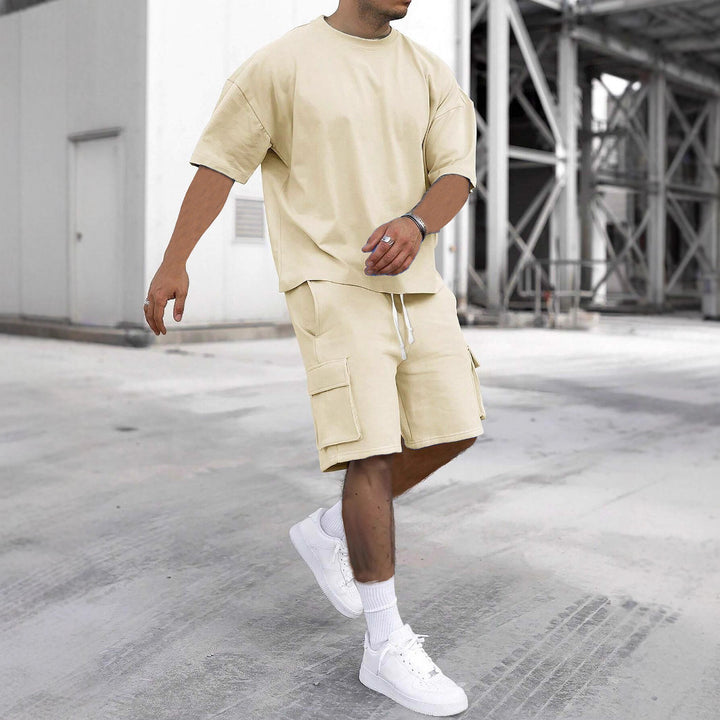 Men's leisure set with oversized t-shirt and cargo shorts Lune London