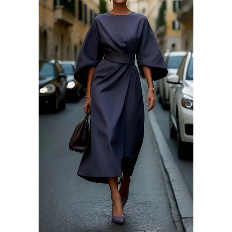 Ladies Elegant Maxi Dress with Wide Sleeves and Chic Fitted Belt Style