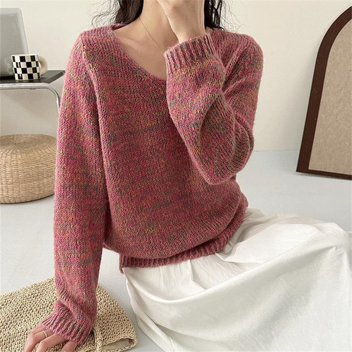 Lightweight knit sweater for women with V-neck and voluminous sleeves Lune London
