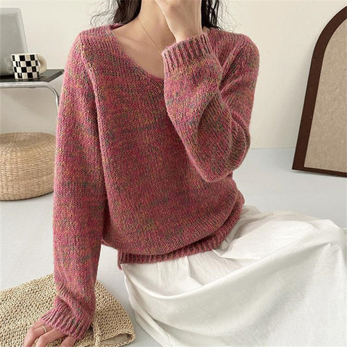 Lightweight knit sweater for women with V-neck and voluminous sleeves Lune London