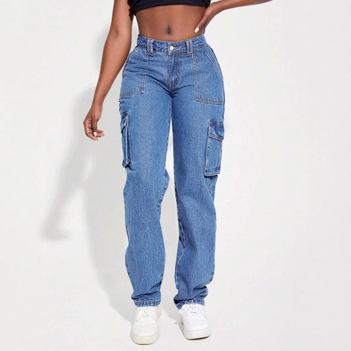 Jean cargo femme avec taille élastique et poches latérales pratiques Chic & Stil
