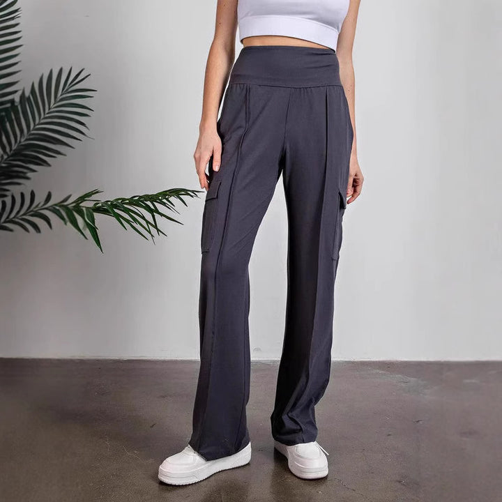 High waist cargo pants for women with convenient pockets Lune London