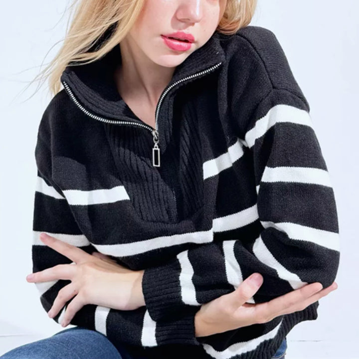 Knitted sweater for women with high collar and zipper Lune London