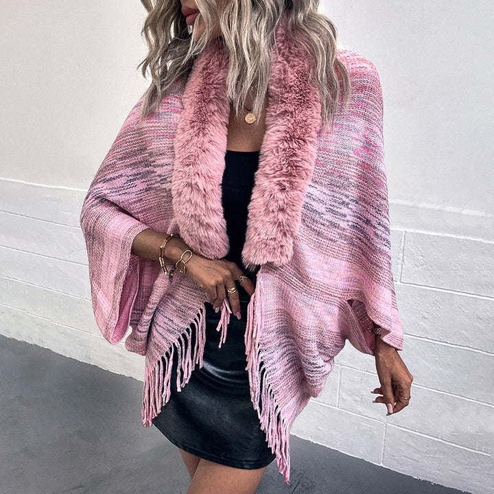 Elegant poncho for ladies with luxurious faux fur collar and fringed hem Lune London
