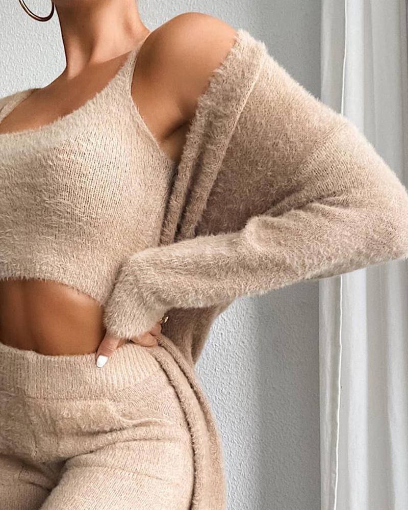 Lune London | Women's Cozy Lounge Set Made Of Fine Fleece with Open Cardigan and Crop Top