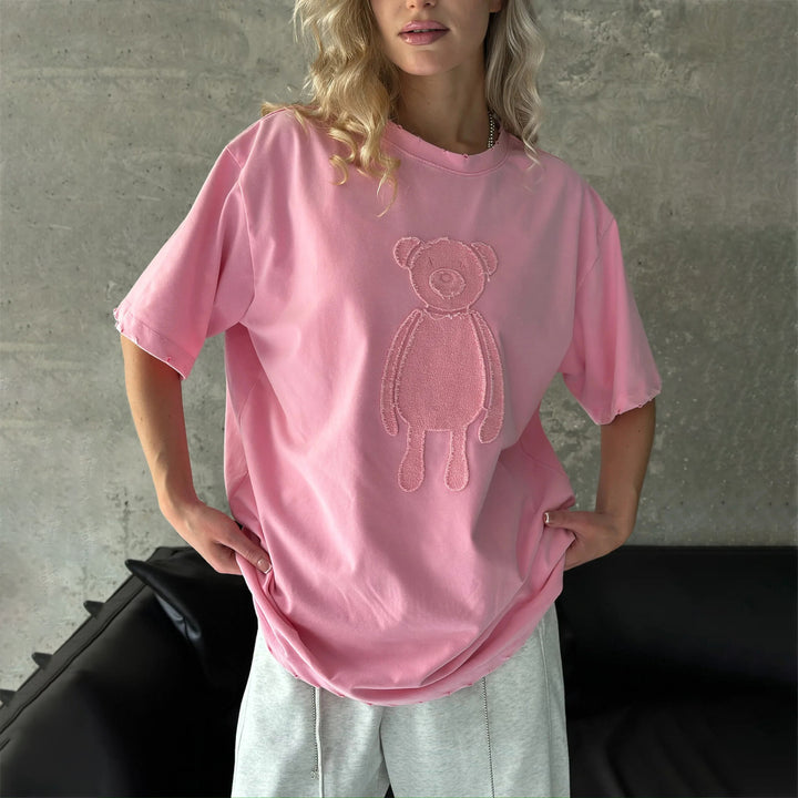 Oversized t-shirt for women with creative bear design Lune London