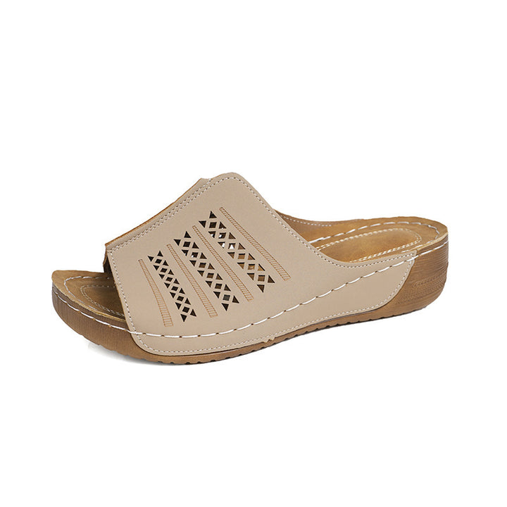 Stylish women-casual-slidesandals Lune London