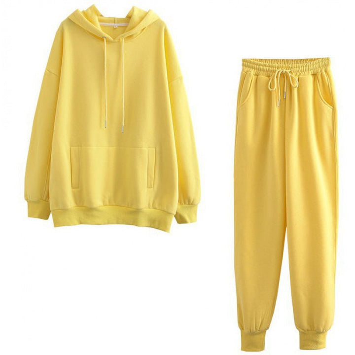 Casual loungewear set for women with a comfy hoodie and comfy joggers Lune London