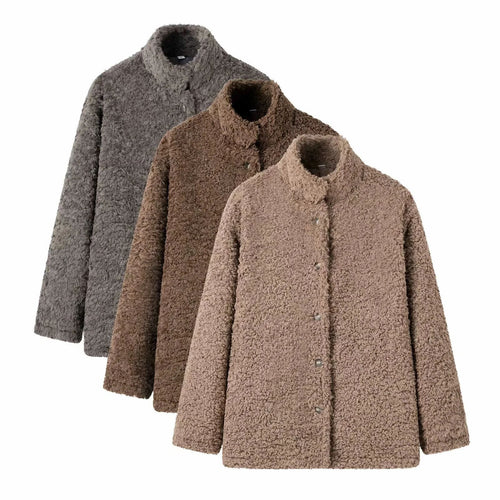 Comfortable fleece jacket for women with high collar and snap button closure Lune London