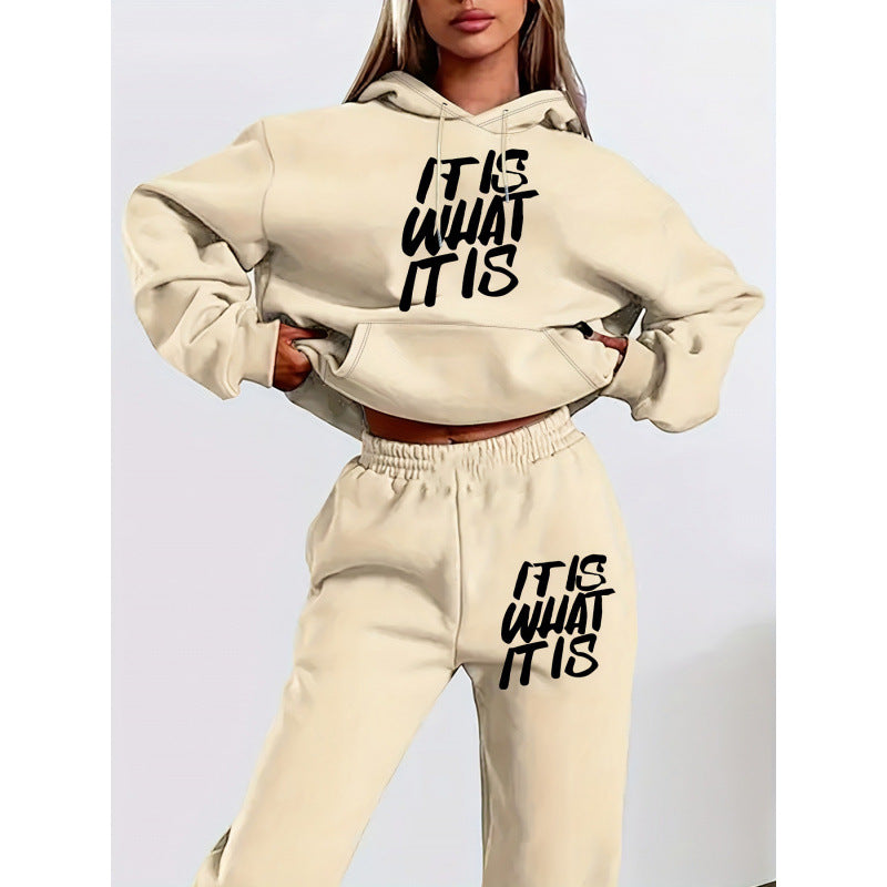 Women's leisure hoodie and jogger set with inspiring lettering Lune London