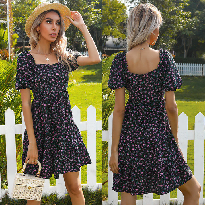 Robe florale rétro pour femmes avec larges manches bouffantes et jupe volumineuse Chic & Stil