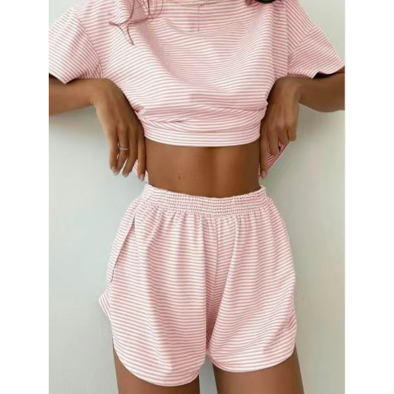 Ladies stylish casual outfit with short sleeve crop top and chic shorts