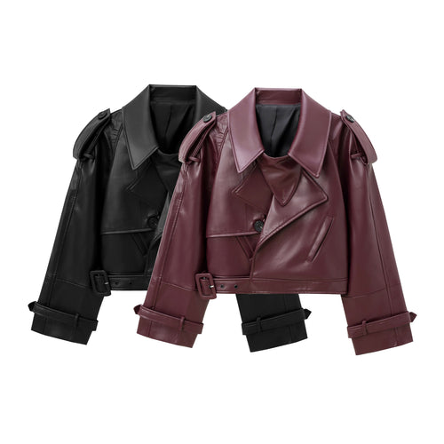 Cropped leather jacket for women with an elegant design featuring a wide lapel and practical pockets Lune London