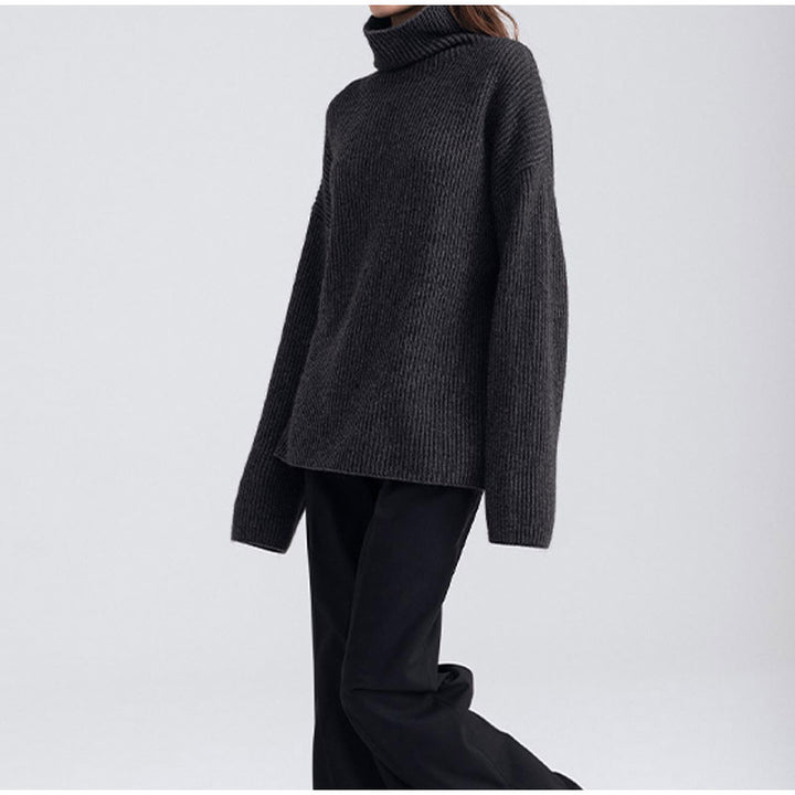 Ladies Large Knit Turtleneck Sweater in High-Quality Material Lune London