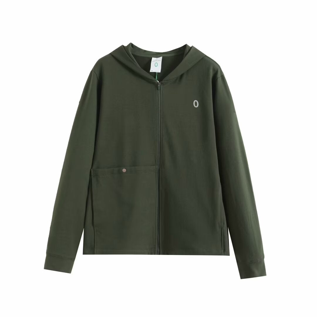 Veste à capuche respirante pour femmes avec poche zippée innovante Chic & Stil