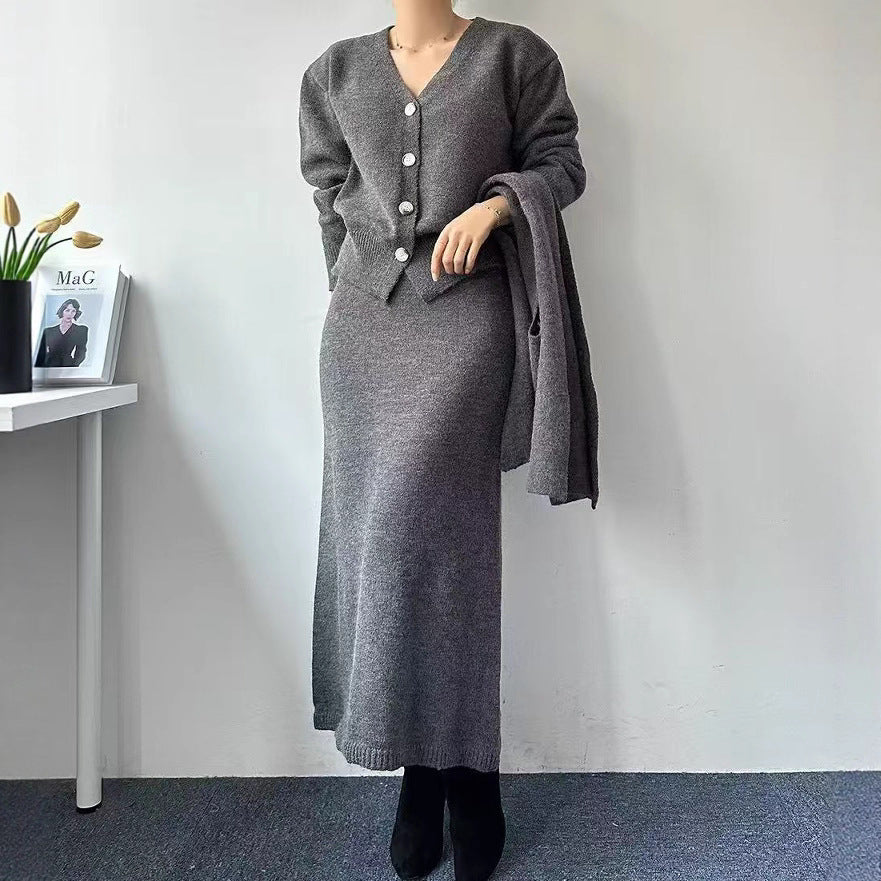 Ensemble en tricot pour femmes avec col tendance et silhouette élégante Chic & Stil