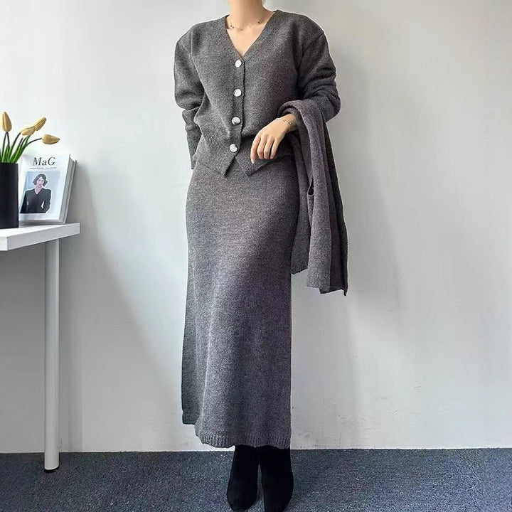 Ensemble en tricot pour femmes avec col tendance et silhouette élégante Chic & Stil