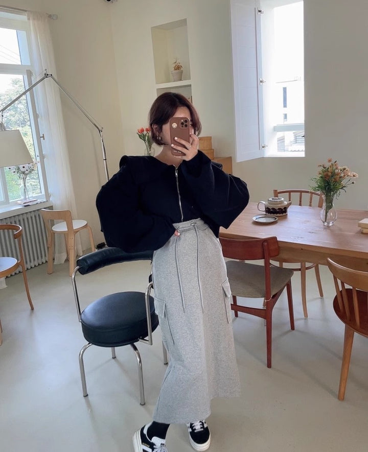 Veste de survêtement cropped pour femmes avec grand col Chic & Stil