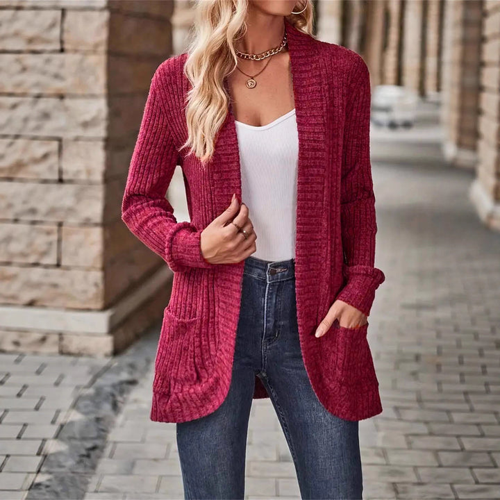 Women's vest with textured design and practical pockets Lune London