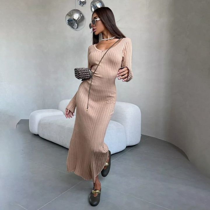 Maxi dress for women with refined ribbed knit and off-shoulder design Lune London