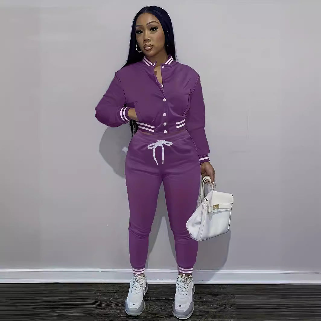 Ladies sporty jumpsuit with chic and stylish contrasts