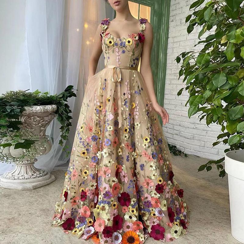 Women's Flower Embroidered Tulle Dress with Waist Belt and A-Line Silhouette Lune London