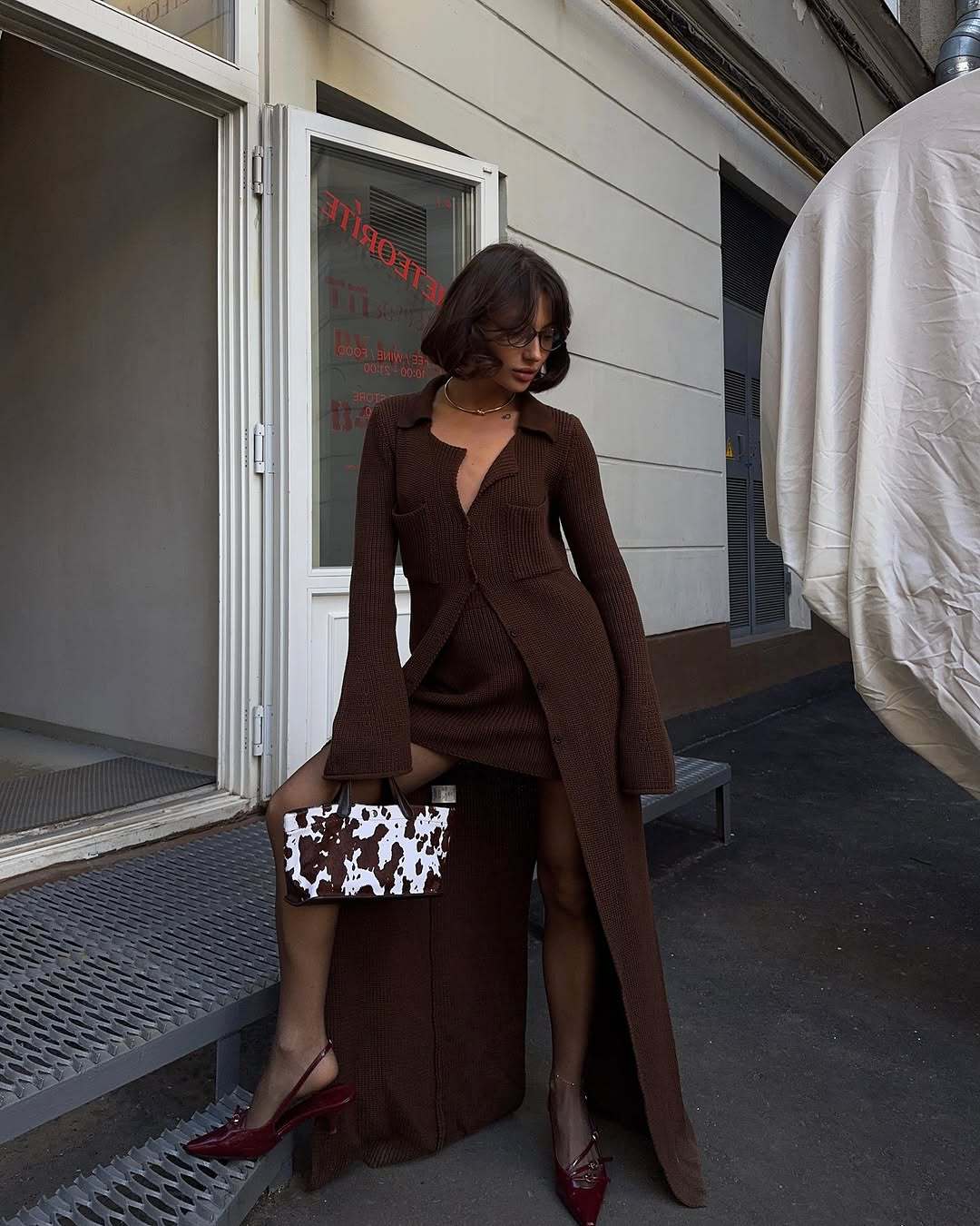 Ensemble tricot femme avec blazer cintré et jupe tendance Chic & Stil