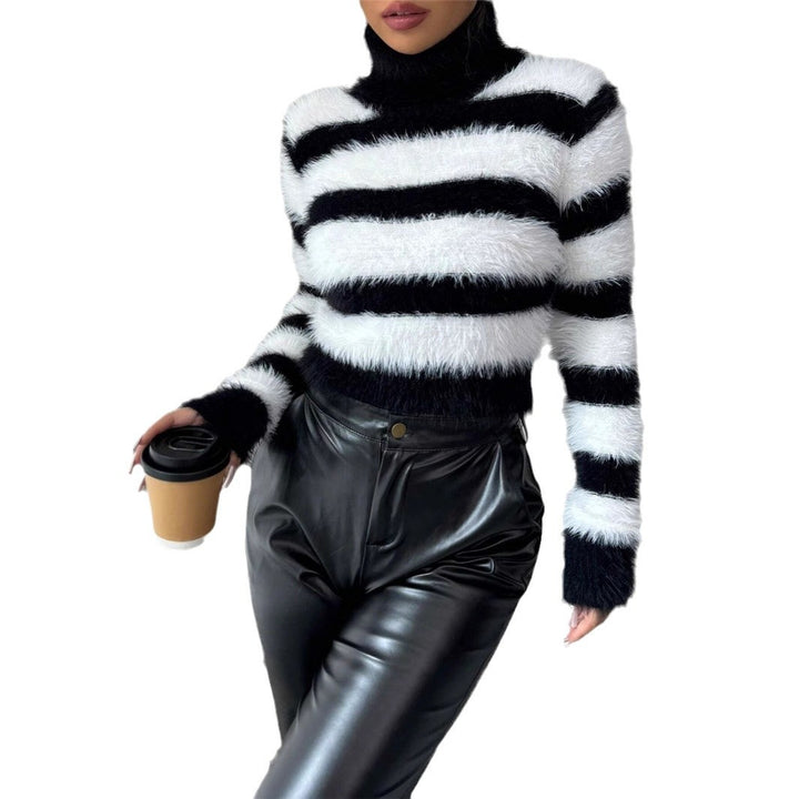 Fashionable knitted sweater for women with a trendy striped design and a high collar Lune London