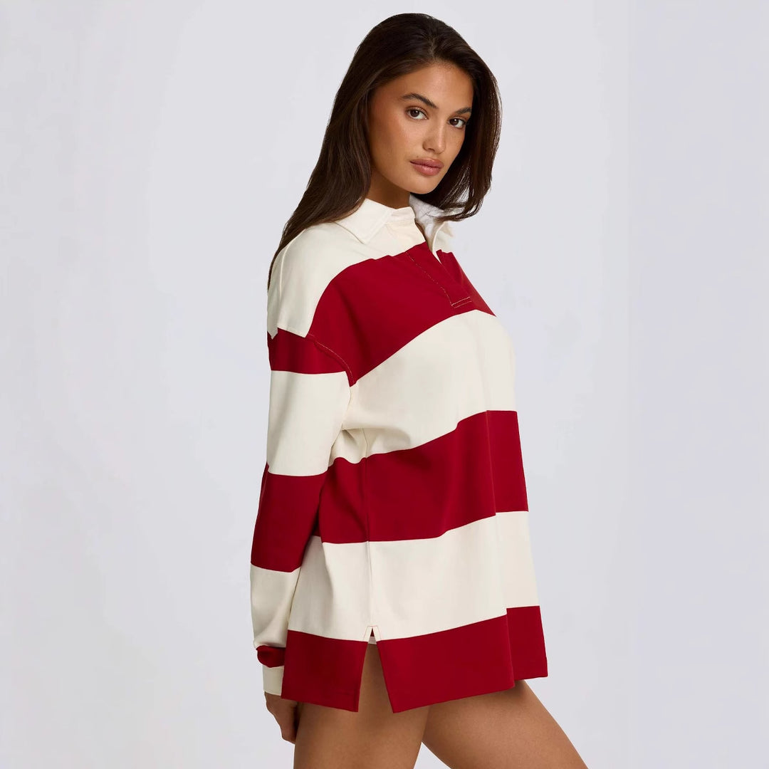 Sporty polo t-shirt for women with a relaxed fit and chic stripe design