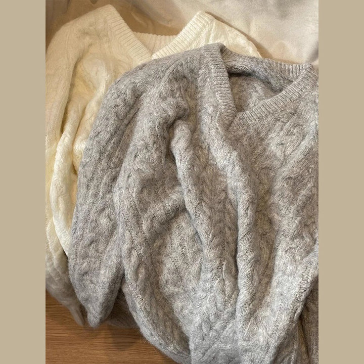 Pull en maille épaisse pour femme avec col en V et motif en câble Chic & Stil