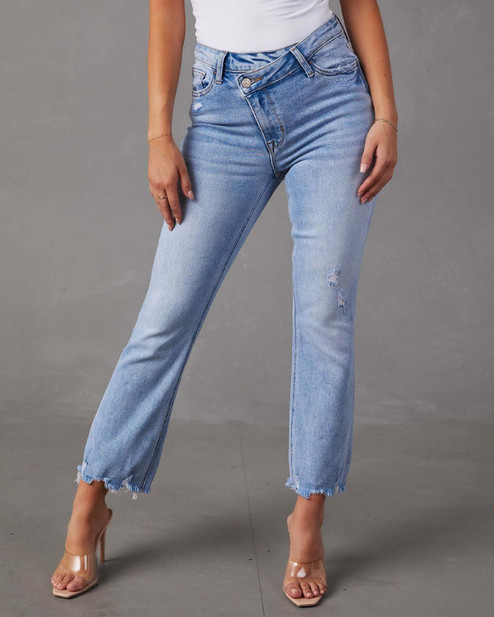 Women's high-waist jeans with trendy fringing and distressed details Lune London