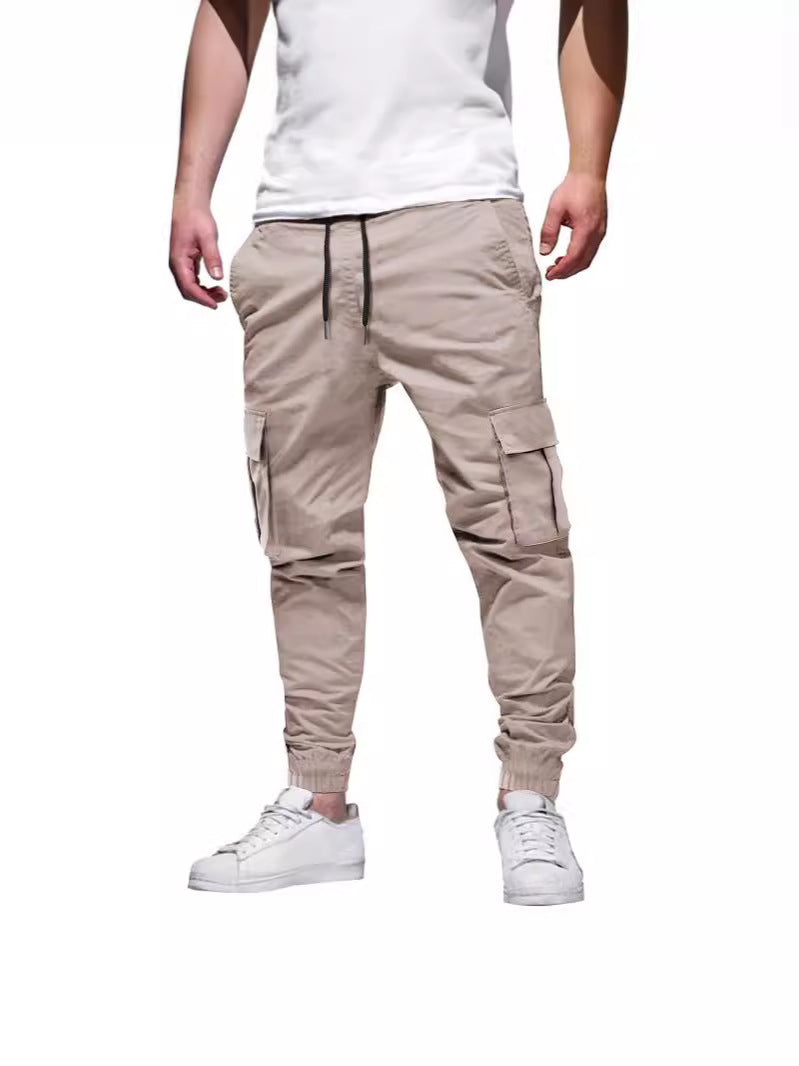 Casual cargo pants for men with elastic waistband and practical pockets Lune London