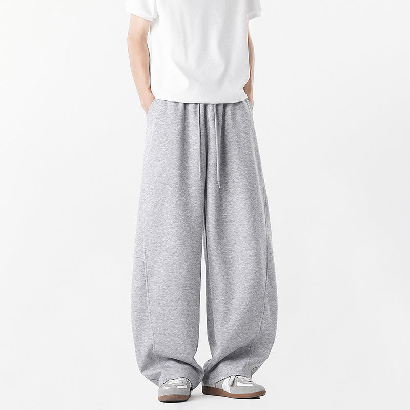 Casual wide pants for men with elastic waistband and practical side pockets Lune London