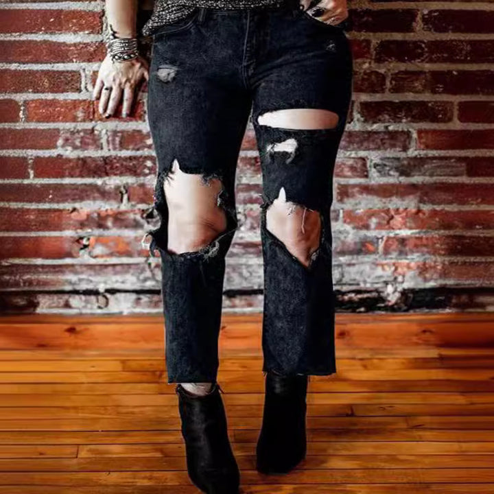 Women's Destroyed Jeans with High Waist and Casual Cut Lune London