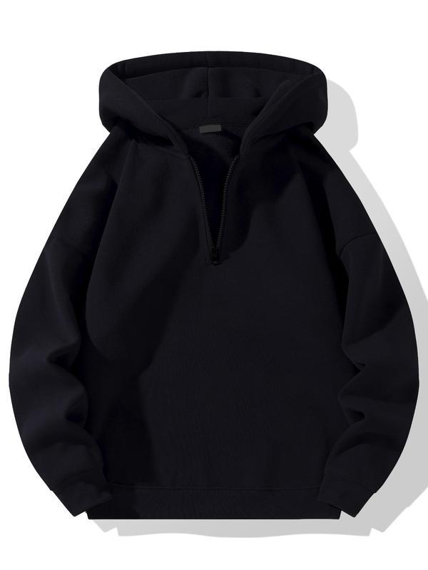 Fashion hoodie for women with a short zipper and comfortable ribbed edges Lune London