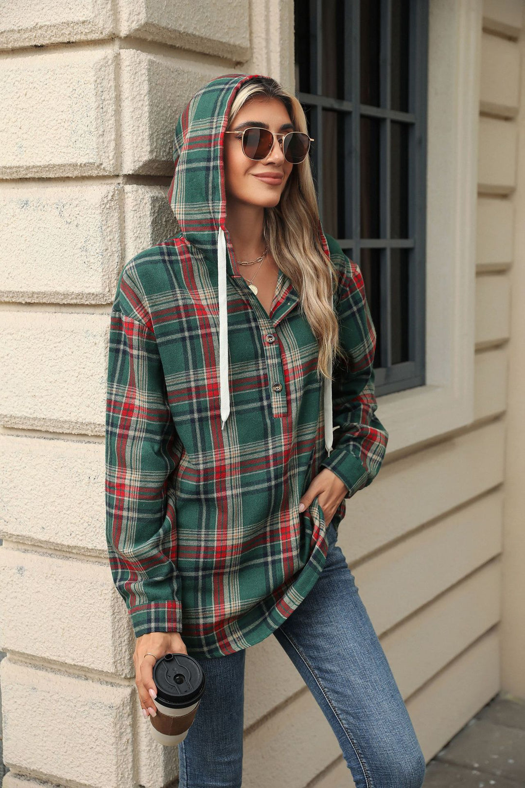 Checkered hooded blouse for women with practical button details and a relaxed fit Lune London