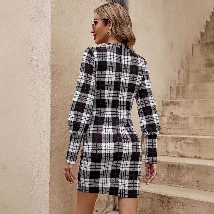 Fitted checkered dress for women with puff sleeves Lune London