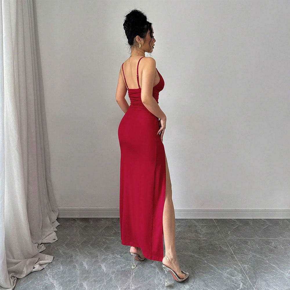 Robe maxi pour femmes avec décolleté en V profond et fente haute Chic & Stil