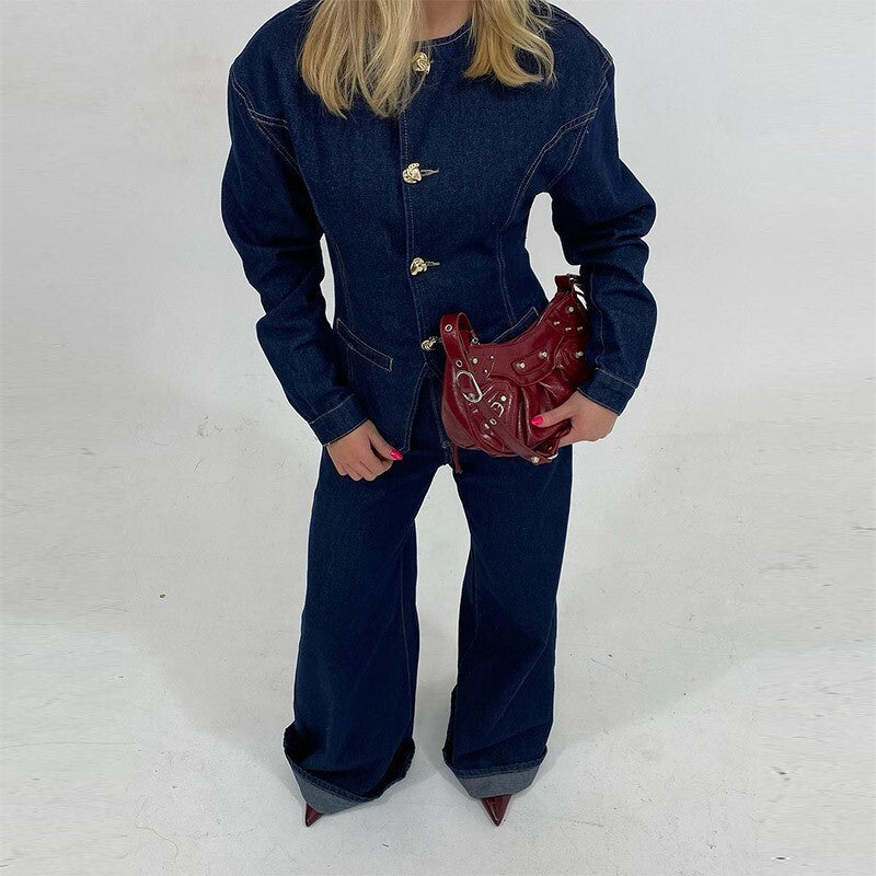 Loose denim pants for women with a high waist and classic cut Lune London