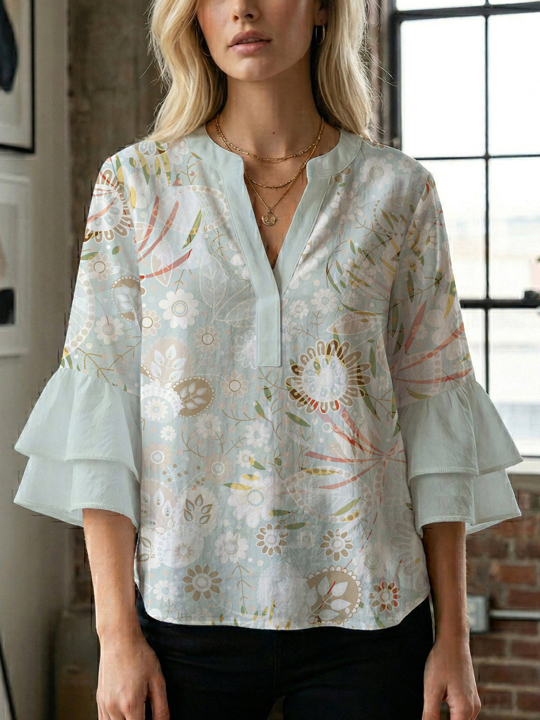 Women's blouse shirt with voluminous sleeves and floral pattern Lune London