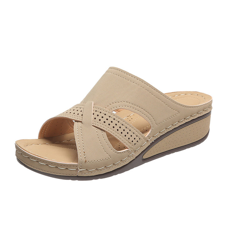 Women's Comfortable Clogs with Stylish Chic Heel Design