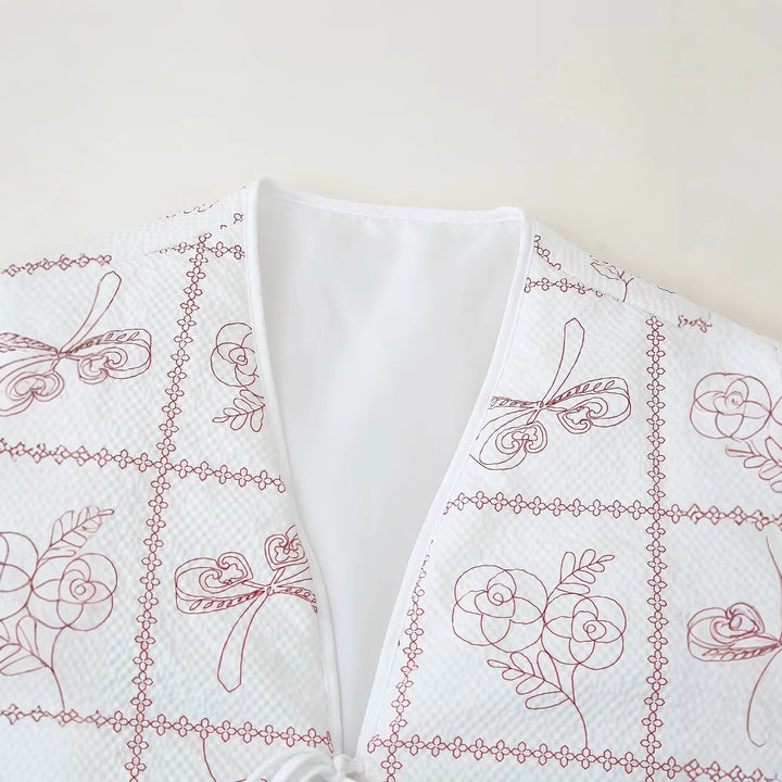 Quilted jacket for women with floral pattern and practical pockets Lune London