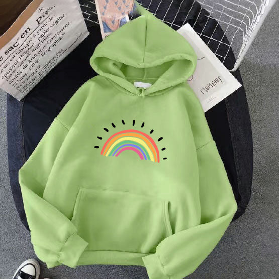 Women's hoodie with cheerful rainbow motif Chic & Stil